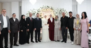 bakan-goktas-gence-kiz-istedi-KLvvLtQ4.webp