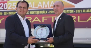 bremenden-uzanan-dost-eli-dalamana-ulasti-z7SXvgN6.webp