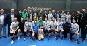 bursa-buyuksehir-belediyespor-rahat-kazandi-zfGmVTg9.webp
