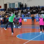 bursa-inegolde-engeller-sahada-asildi-CCHcImXN.webp