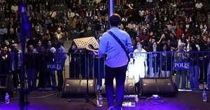 denizlide-genclik-konserleri-ile-bayram-coskusu-MWuABFIn.webp