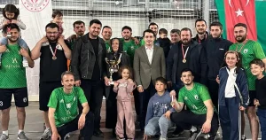 duzce-yigilcada-kurumlar-arasi-voleybolda-ahde-vefa-HHV8BWyr.webp