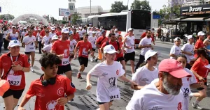 izmir-karabaglarda-19-mayis-coskusu-DkYGhQ6H.webp