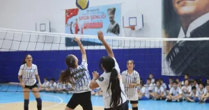 izmir-karabaglarda-19-mayis-spor-senligi-heyecani-RArZS28C.webp
