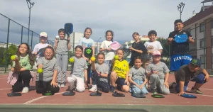 izmirde-pickleball-ligi-heyecani-sAQaqZqU.webp