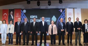 konya-cini-sempozyumunda-cini-sanati-ele-aliniyor-1N5LDZRf.webp