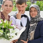 manisada-anneler-gununde-mutlu-eden-destek-H6hLNduL.webp