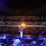 mor-ve-otesinden-izmirde-dev-konser-dunya-capinda-bir-stadyum-konseri-SI8CZdDN.webp